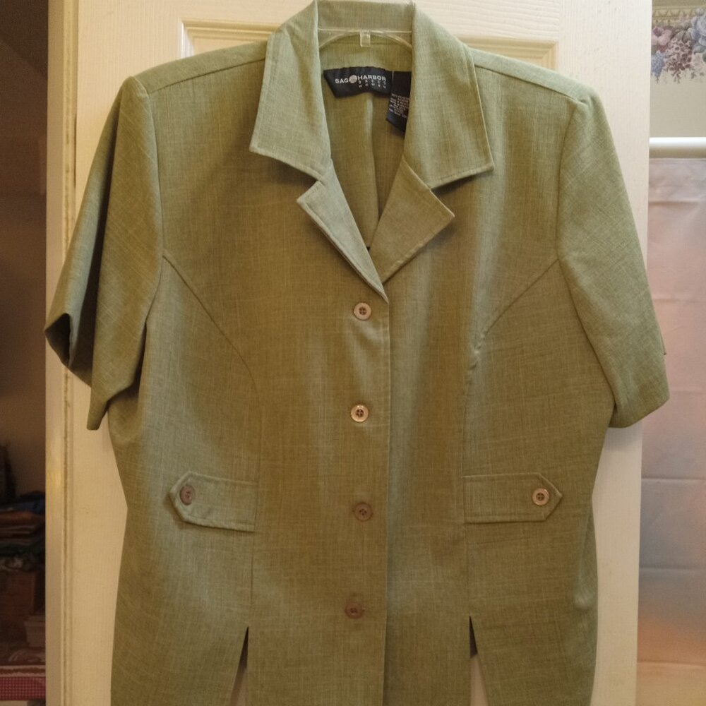Sag Harbor Sage Green Short Sleeve Blouse in size 20W